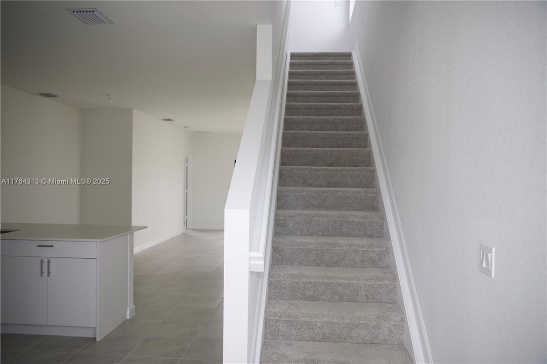 最近租的: $4,200 (3 贝兹, 2 浴室, 0 平方英尺)