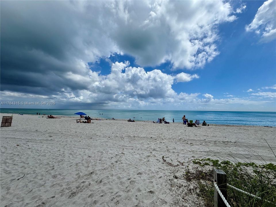 For Sale: $1,250,000 (1 beds, 2 baths, 0 Square Feet)