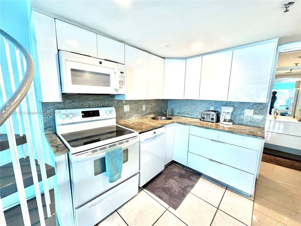 For Sale: $1,250,000 (1 beds, 2 baths, 0 Square Feet)