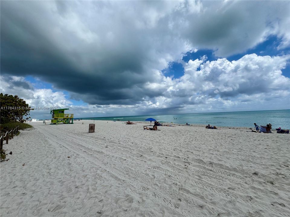 For Sale: $1,250,000 (1 beds, 2 baths, 0 Square Feet)