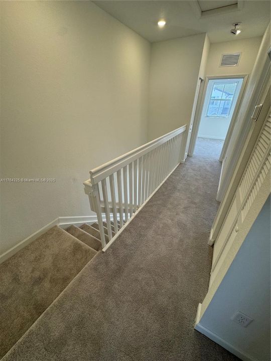 最近租的: $2,500 (3 贝兹, 2 浴室, 0 平方英尺)