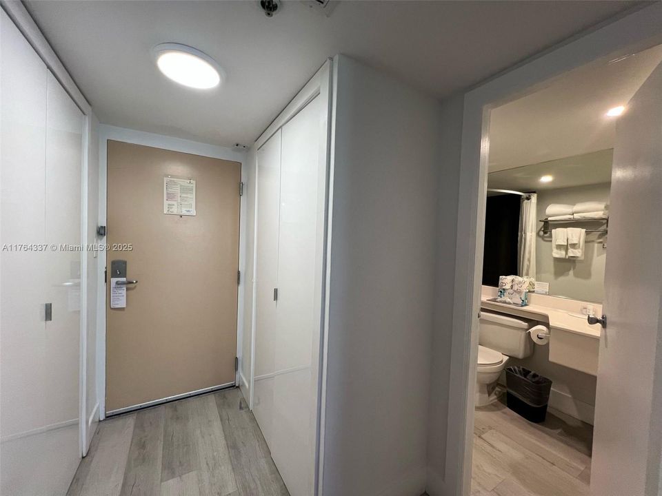 Vendido Recientemente: $120,000 (0 camas, 1 baños, 360 Pies cuadrados)