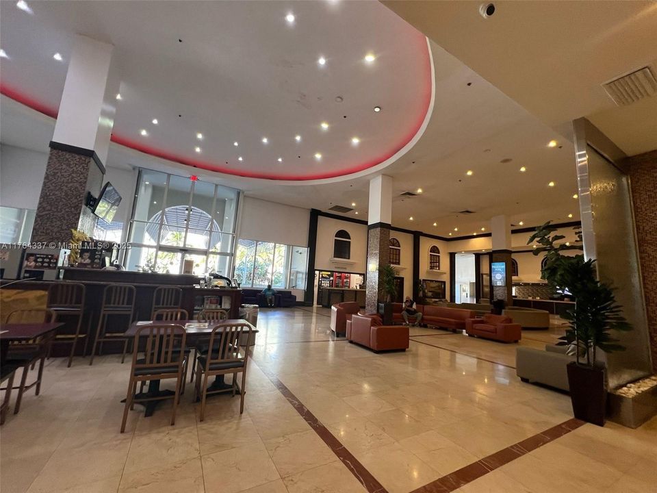 Vendido Recientemente: $120,000 (0 camas, 1 baños, 360 Pies cuadrados)