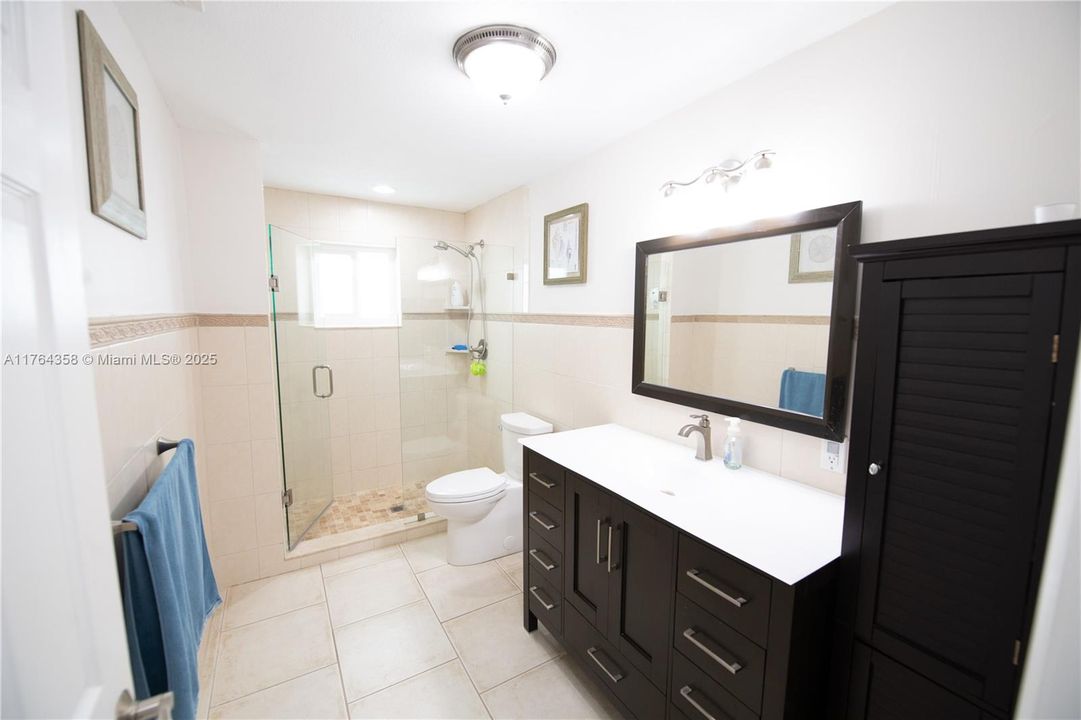 Recently Sold: $679,000 (4 beds, 2 baths, 2779 Square Feet)