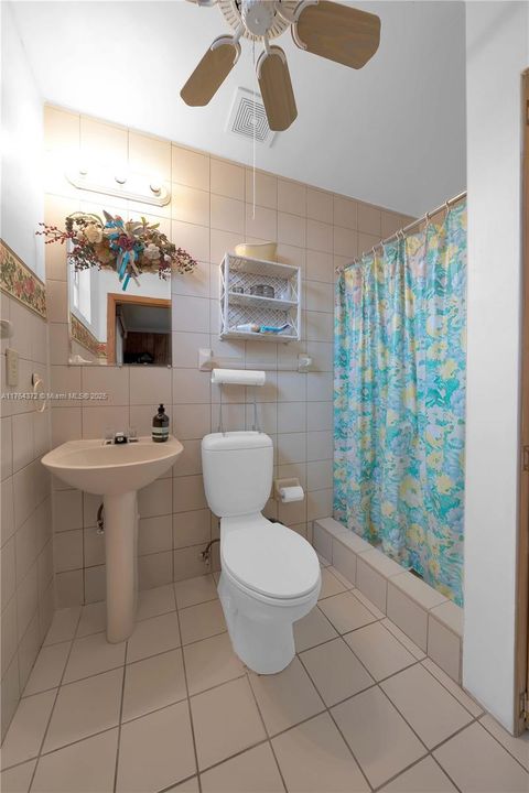 Recently Sold: $599,000 (2 beds, 1 baths, 1515 Square Feet)