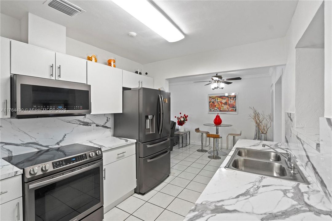 Recently Sold: $584,900 (4 beds, 2 baths, 1700 Square Feet)