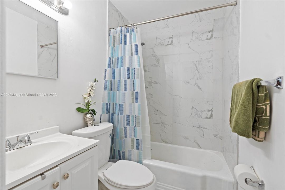 Recently Sold: $584,900 (4 beds, 2 baths, 1700 Square Feet)