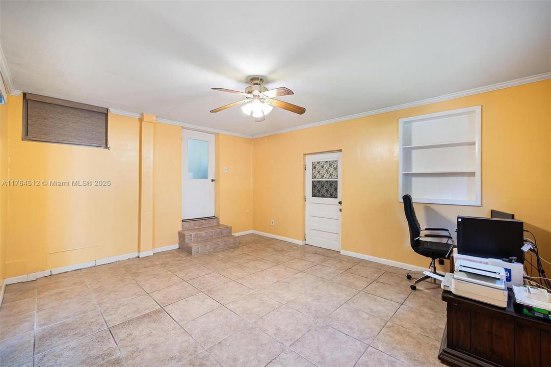 Recently Sold: $779,000 (4 beds, 3 baths, 1888 Square Feet)