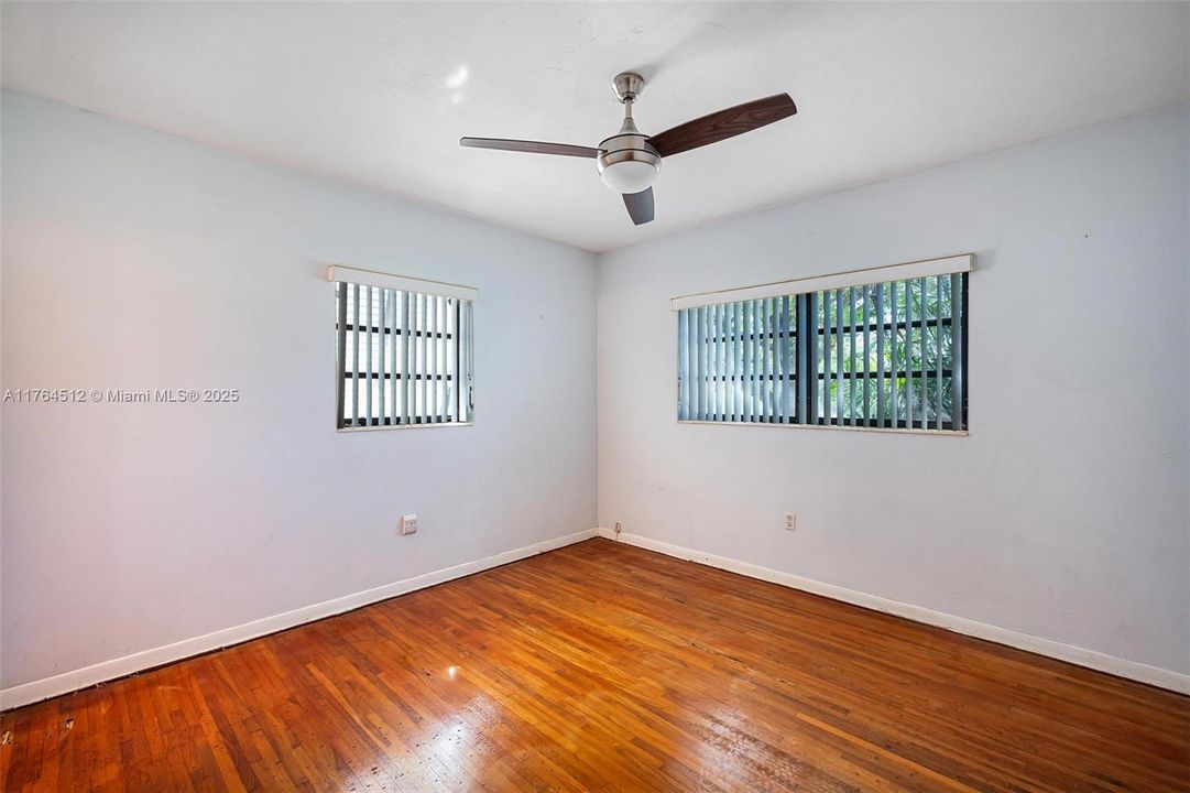 Recently Sold: $779,000 (4 beds, 3 baths, 1888 Square Feet)