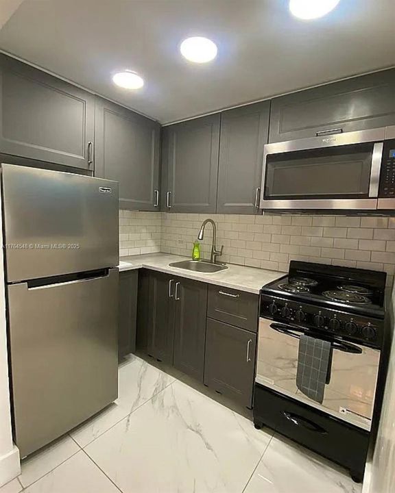 Recently Sold: $183,000 (0 beds, 1 baths, 444 Square Feet)