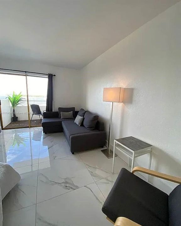 Recently Sold: $183,000 (0 beds, 1 baths, 444 Square Feet)