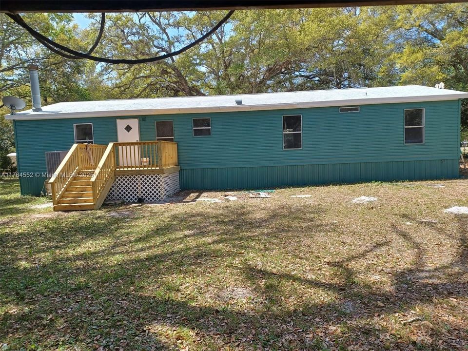 For Rent: $1,800 (3 beds, 2 baths, 1566 Square Feet)