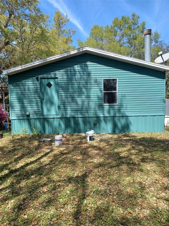 For Rent: $1,800 (3 beds, 2 baths, 1566 Square Feet)