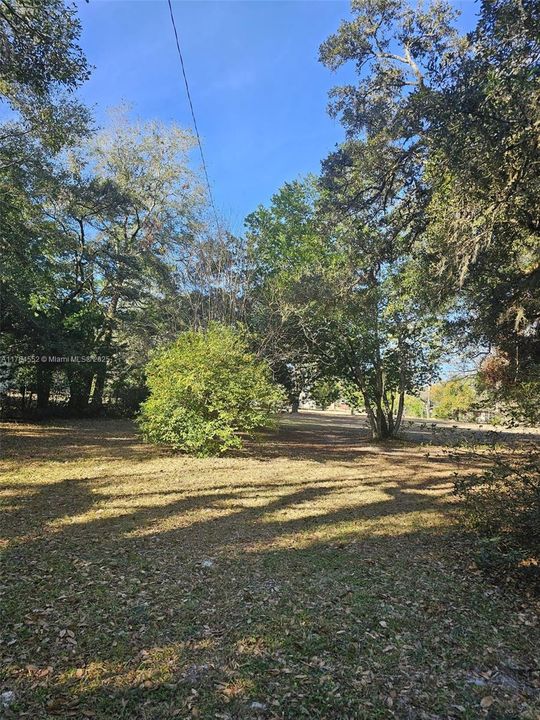 For Rent: $1,800 (3 beds, 2 baths, 1566 Square Feet)