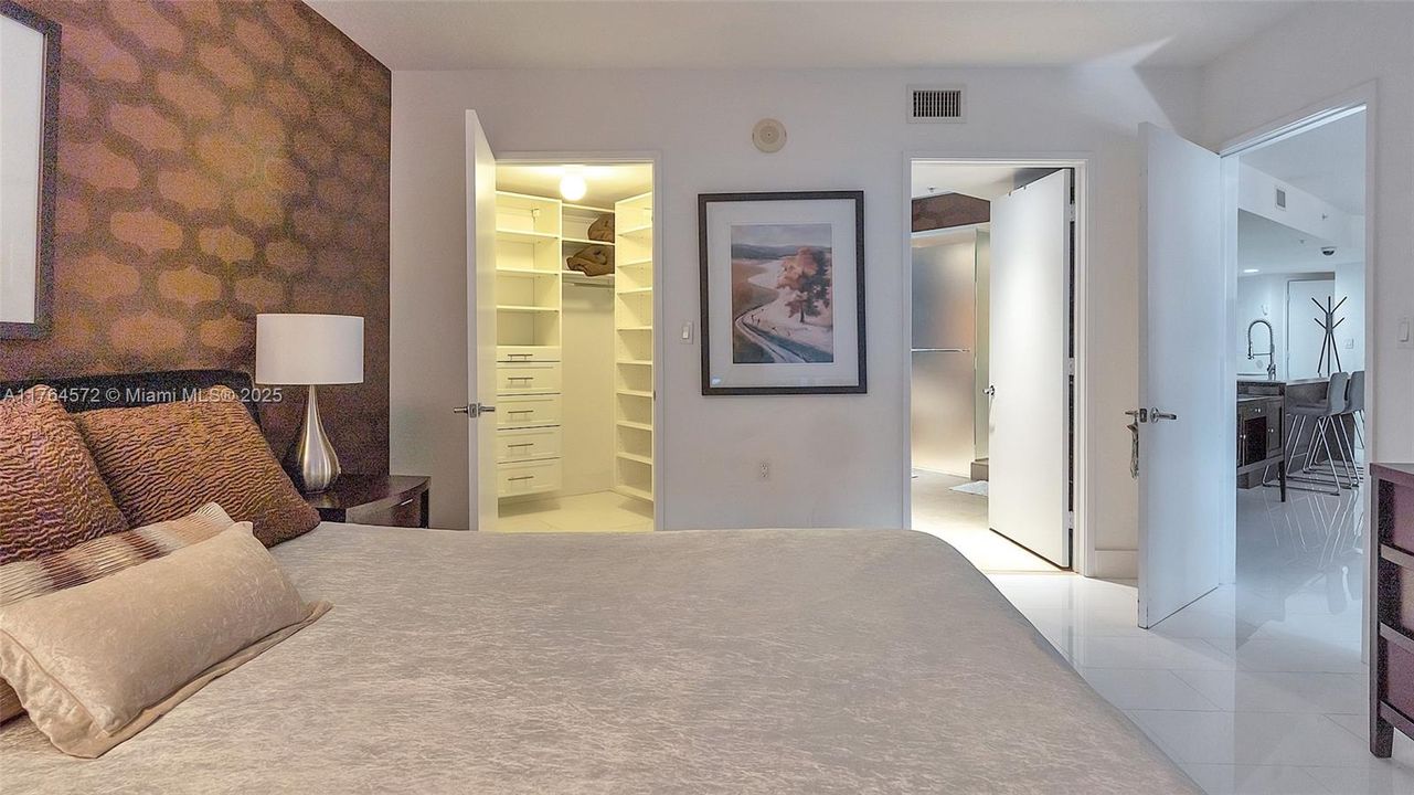 En Venta: $799,000 (3 camas, 2 baños, 1447 Pies cuadrados)