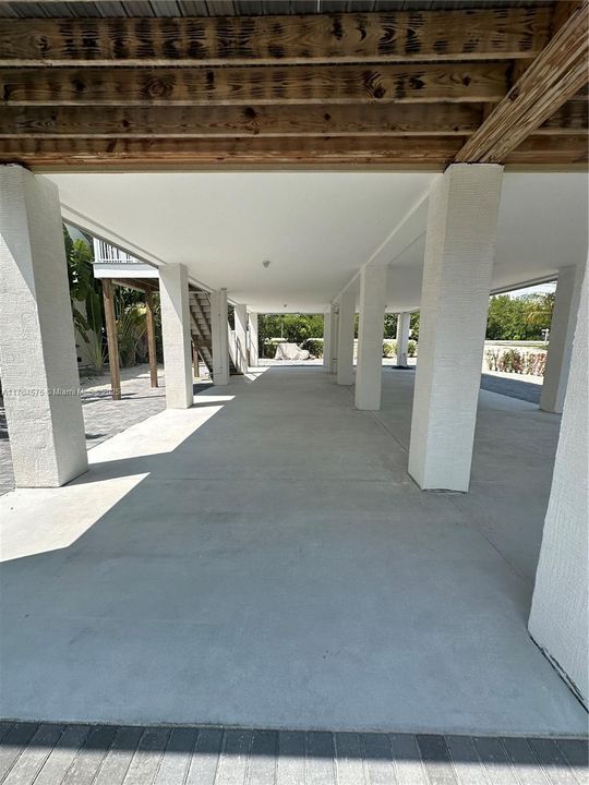 最近售出: $855,000 (3 贝兹, 2 浴室, 1242 平方英尺)