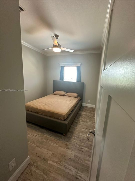 最近售出: $855,000 (3 贝兹, 2 浴室, 1242 平方英尺)