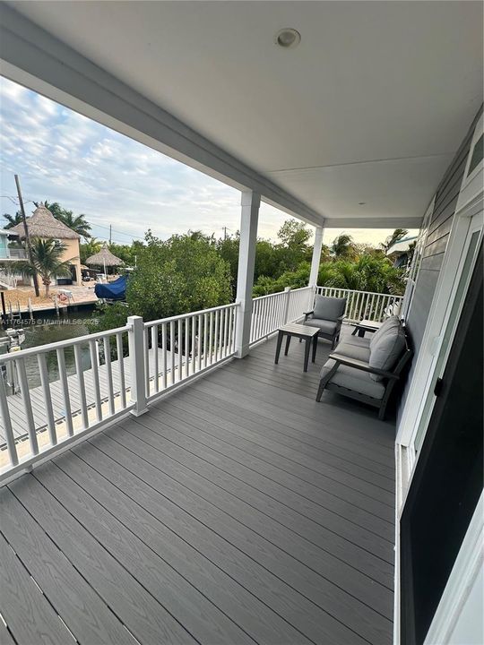 最近售出: $855,000 (3 贝兹, 2 浴室, 1242 平方英尺)