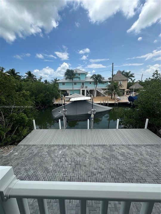 最近售出: $855,000 (3 贝兹, 2 浴室, 1242 平方英尺)