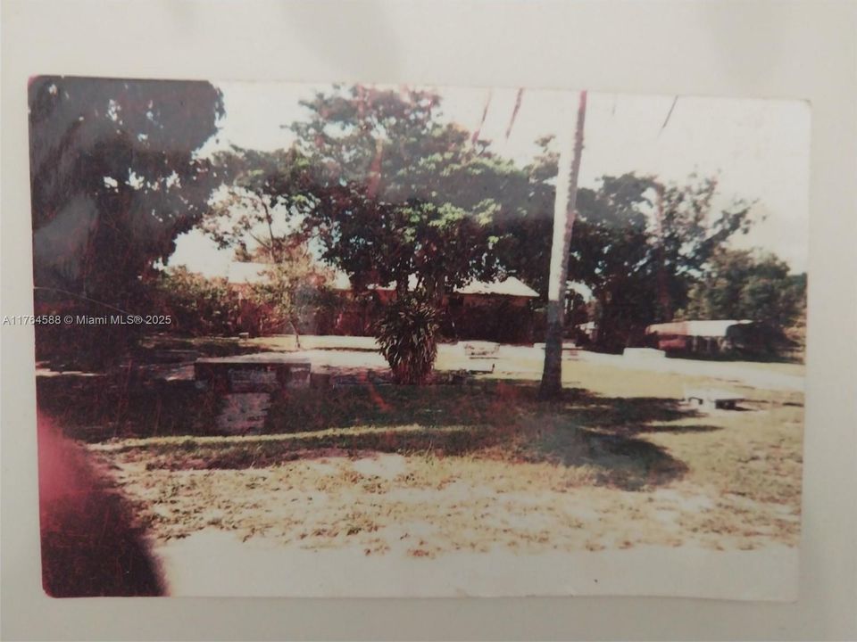 110 BETHUNE ST LAKE PLACID, FL 33852-9531