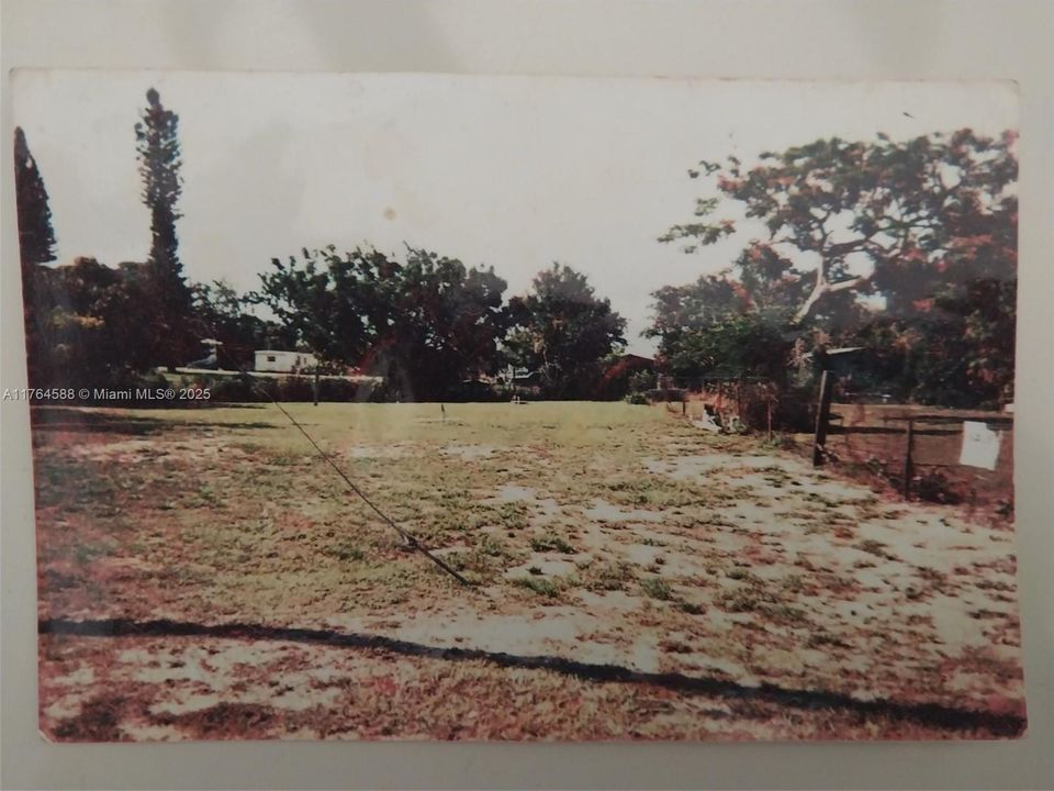 110 BETHUNE ST LAKE PLACID, FL 33852-9531