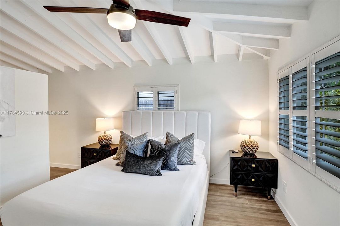 Recientemente alquilado: $7,500 (4 camas, 3 baños, 1911 Pies cuadrados)