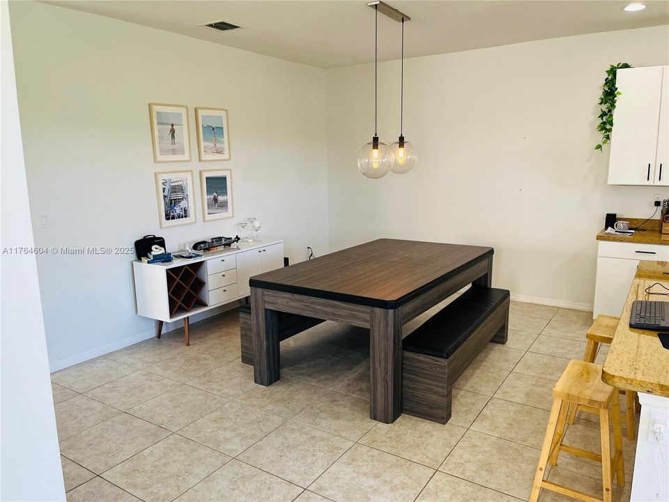 For Sale: $760,000 (3 beds, 2 baths, 1965 Square Feet)