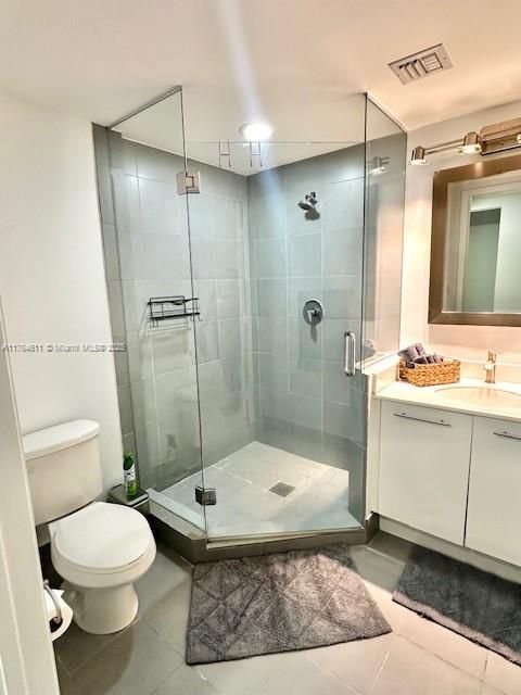 2ND BATHROOM