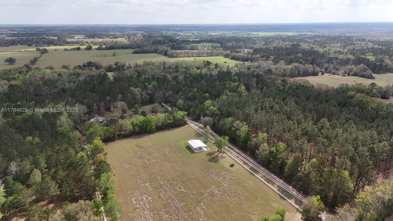 Vendido Recientemente: $99,000 (10.97 acres)