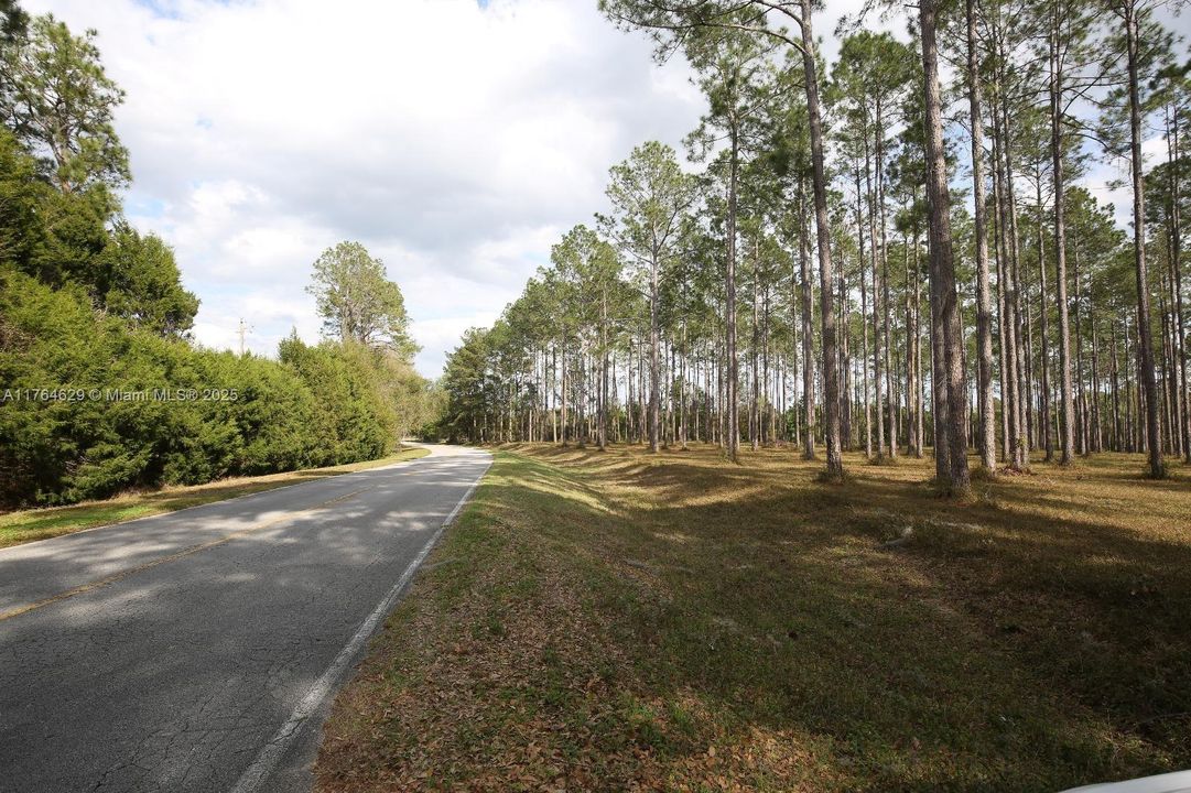 Vendido Recientemente: $99,000 (10.97 acres)