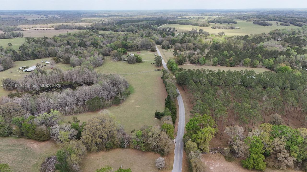 Vendido Recientemente: $99,000 (10.97 acres)