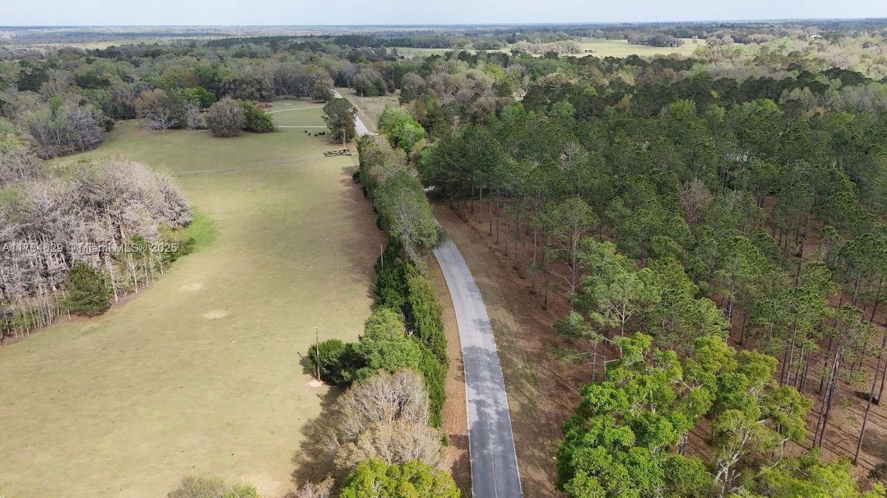 Vendido Recientemente: $99,000 (10.97 acres)