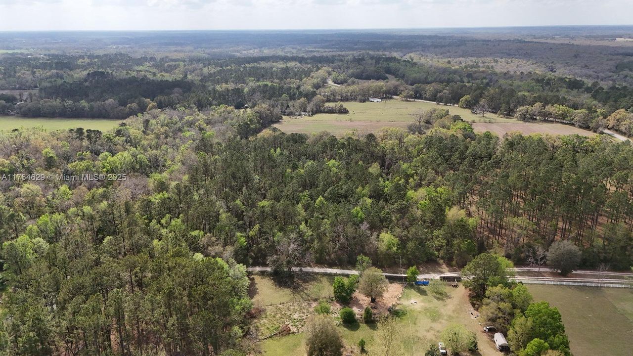 Vendido Recientemente: $99,000 (10.97 acres)