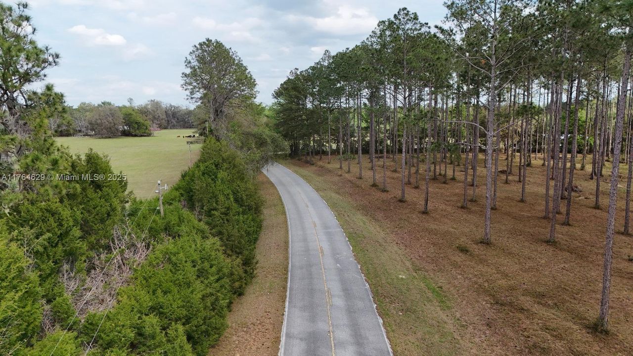 Vendido Recientemente: $99,000 (10.97 acres)