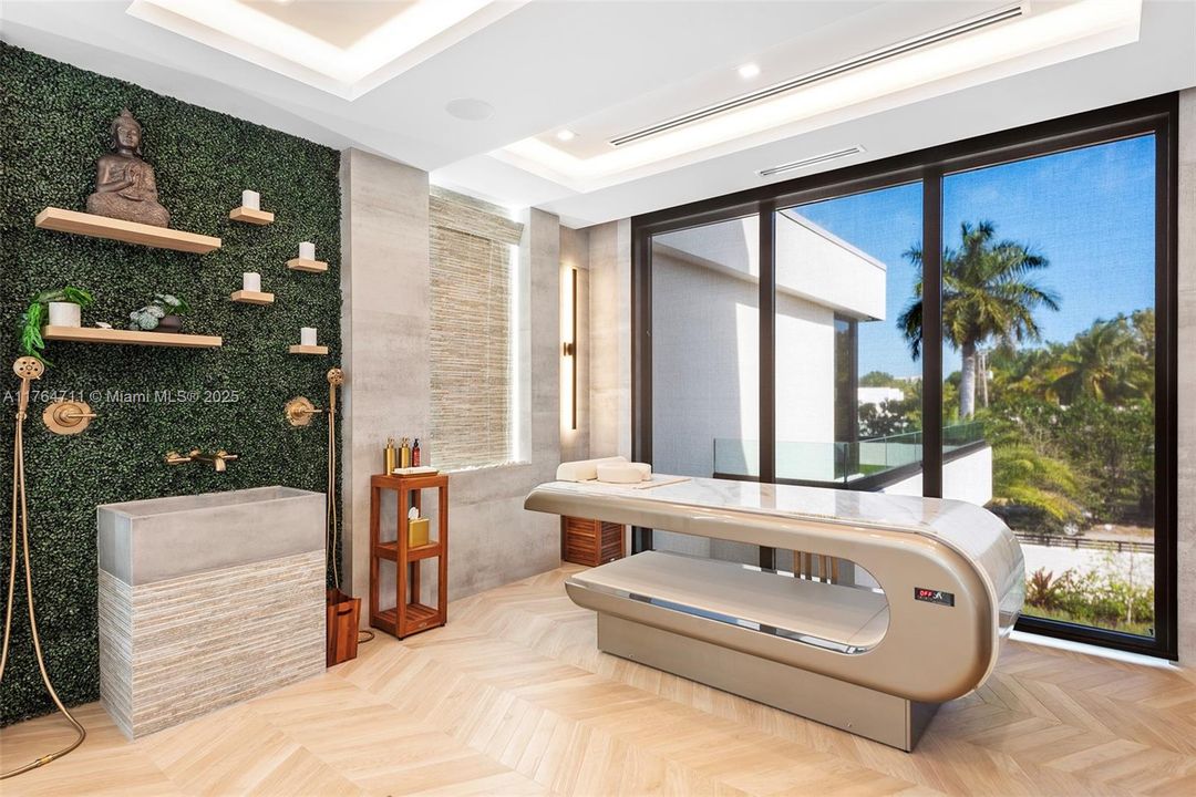 For Sale: $39,500,000 (8 beds, 8 baths, 0 Square Feet)