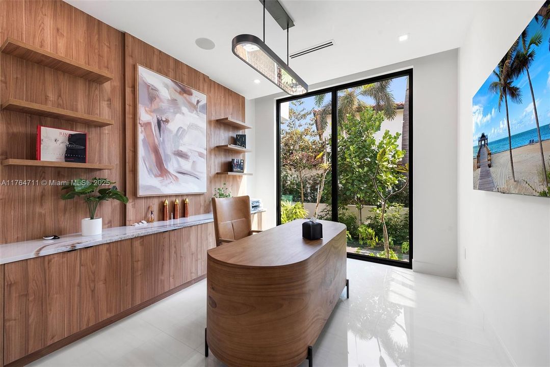 For Sale: $39,500,000 (8 beds, 8 baths, 0 Square Feet)