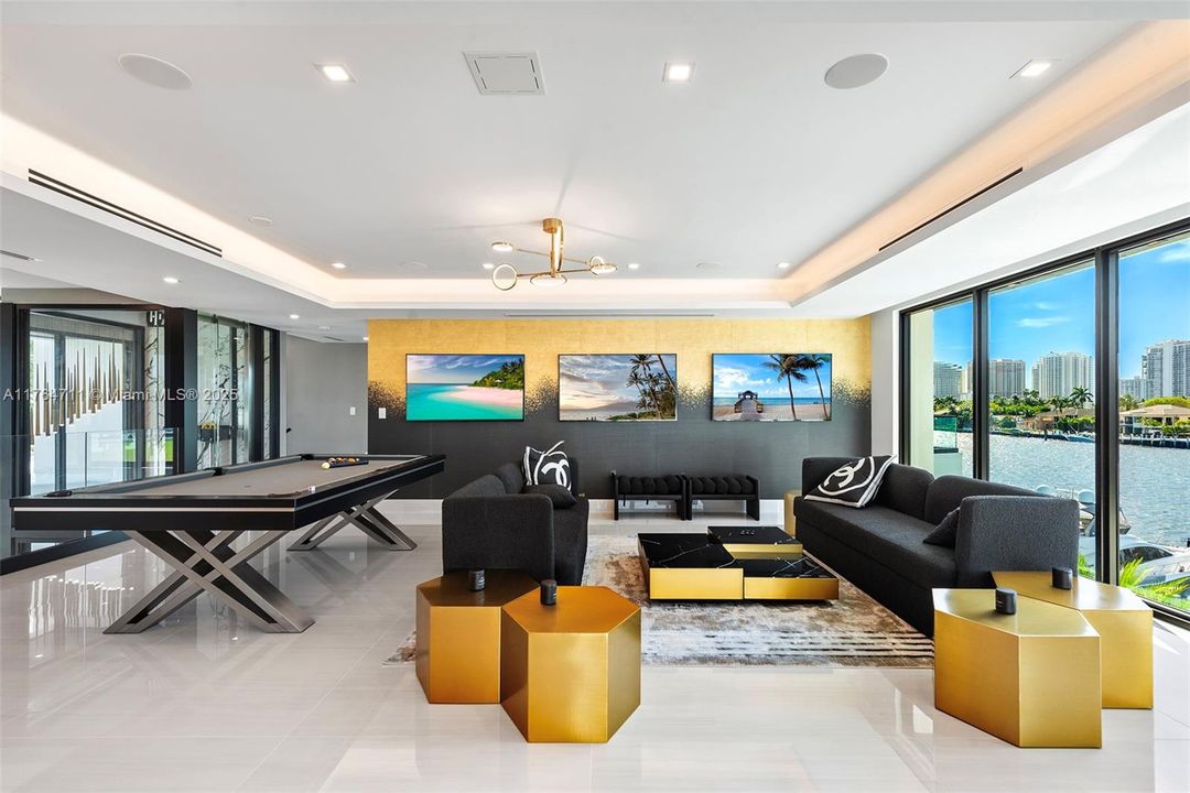 For Sale: $39,500,000 (8 beds, 8 baths, 0 Square Feet)