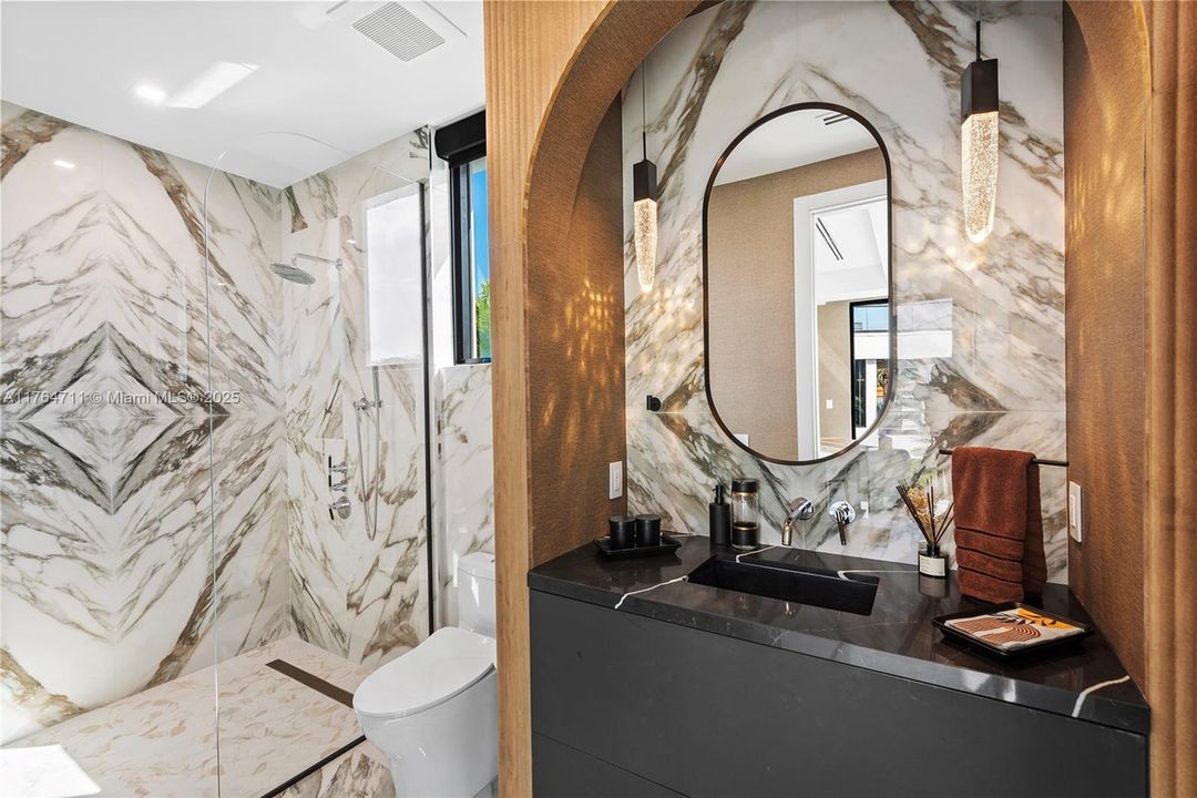 For Sale: $39,500,000 (8 beds, 8 baths, 0 Square Feet)