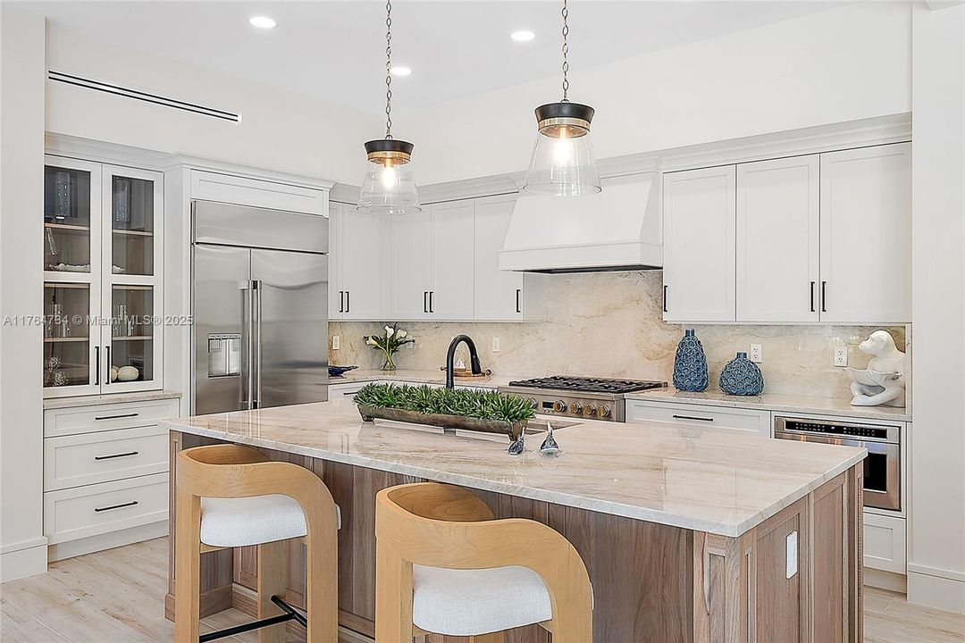 For Sale: $3,750,000 (4 beds, 4 baths, 3698 Square Feet)