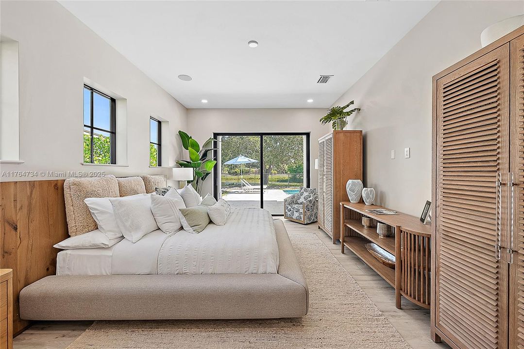 For Sale: $3,750,000 (4 beds, 4 baths, 3698 Square Feet)