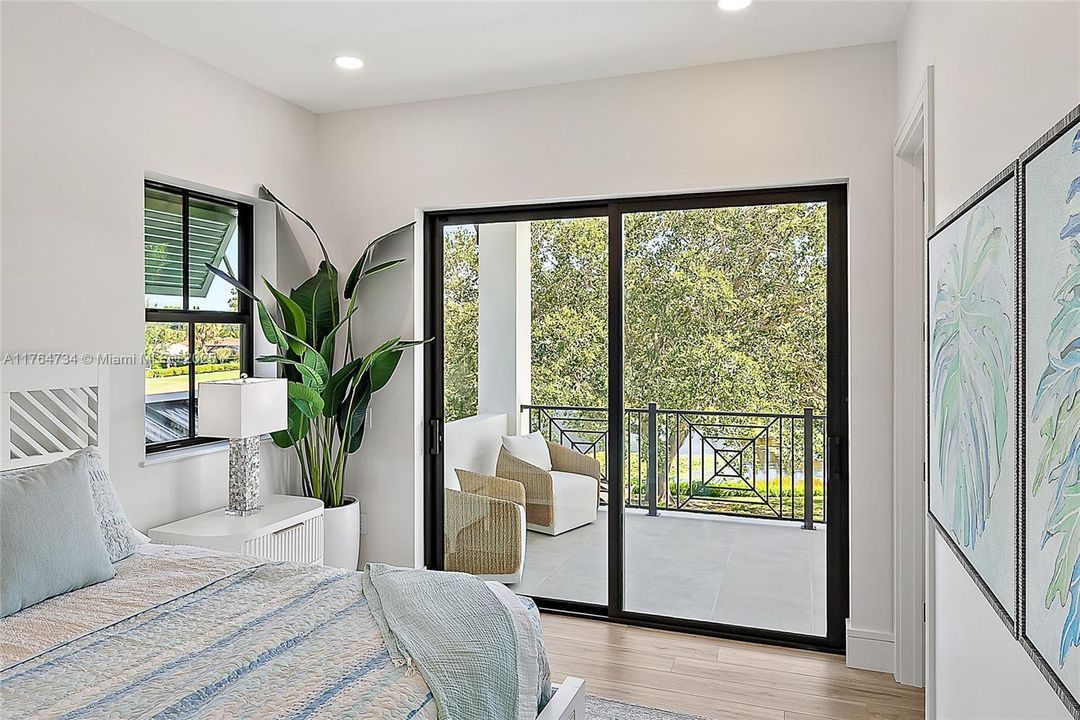 Guest Bedroom Balcony