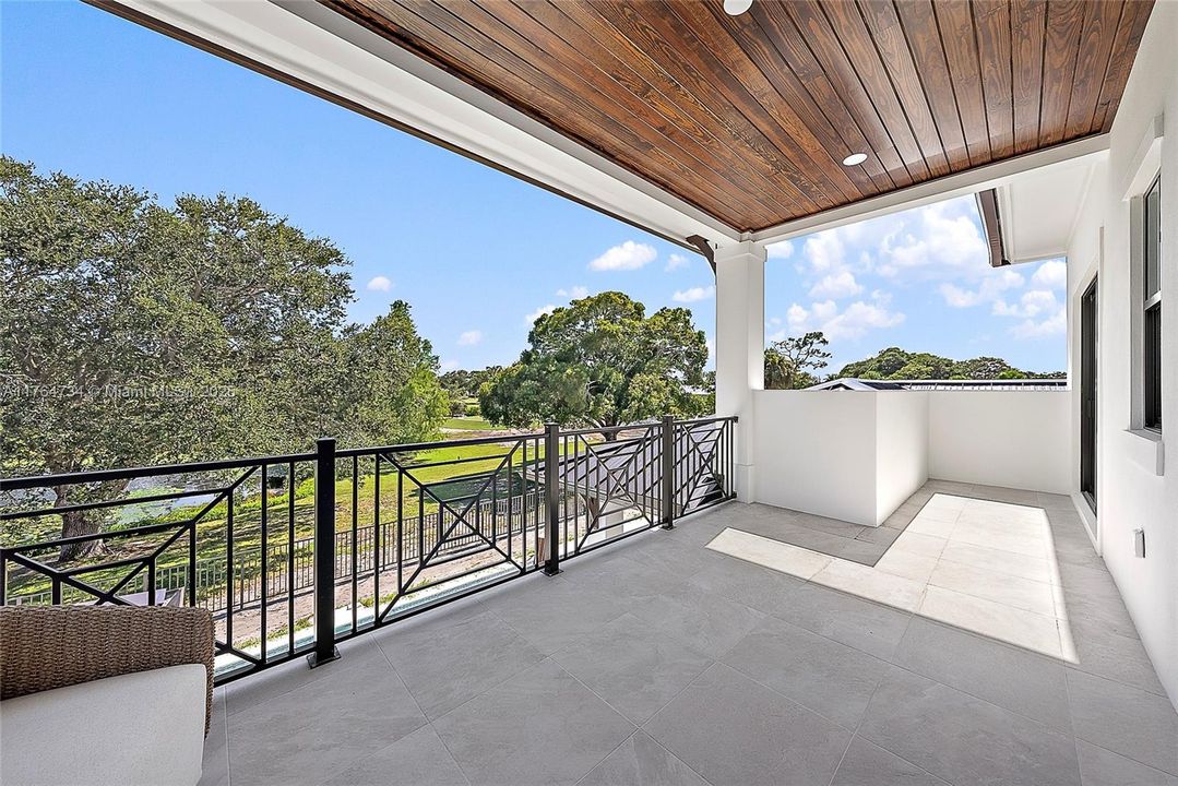 For Sale: $3,750,000 (4 beds, 4 baths, 3698 Square Feet)