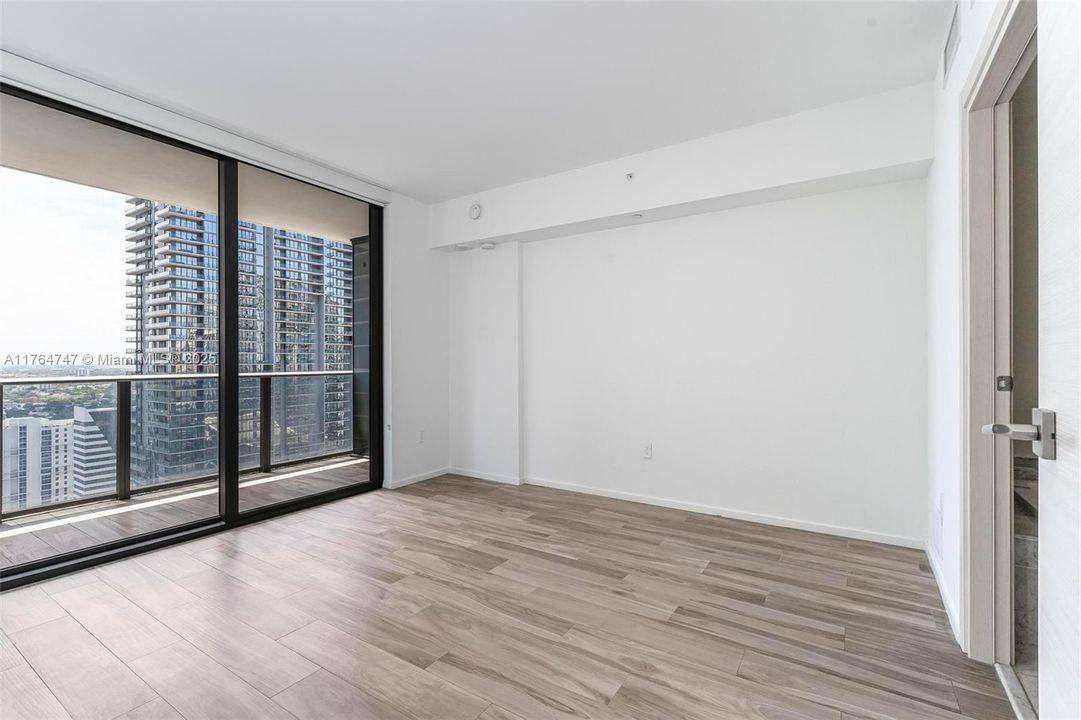 Recently Sold: $940,000 (2 beds, 2 baths, 1253 Square Feet)