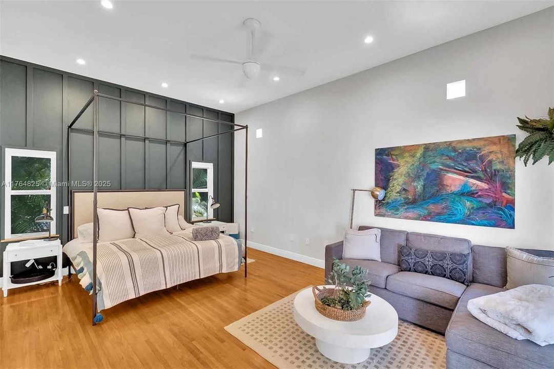 Vendido Recientemente: $1,375,000 (3 camas, 2 baños, 1914 Pies cuadrados)