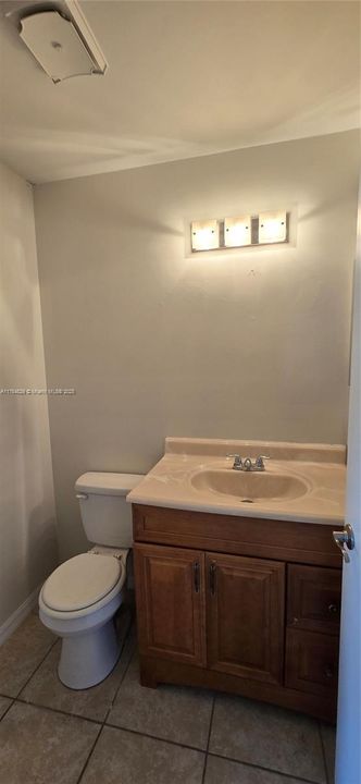 Недавно арендовано: $1,750 (2 спален, 1 ванн, 930 Квадратных фут)