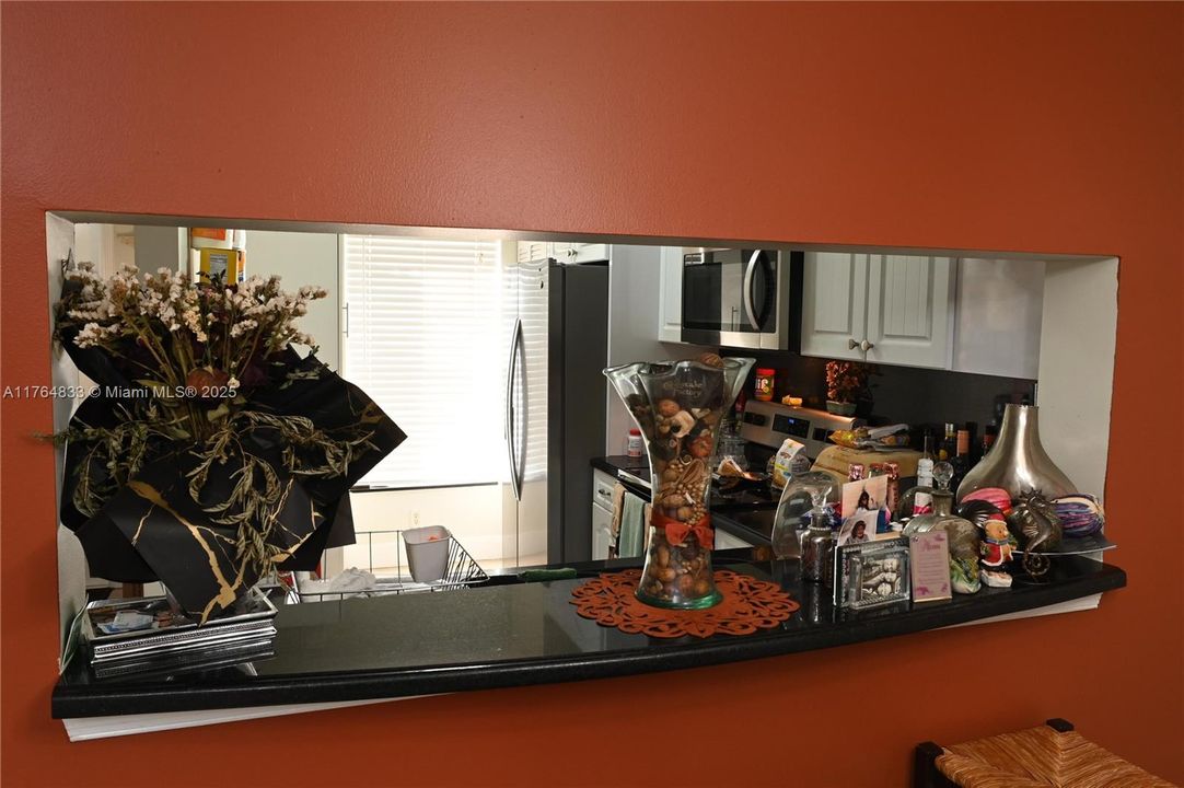 待售: $419,999 (2 贝兹, 2 浴室, 1110 平方英尺)