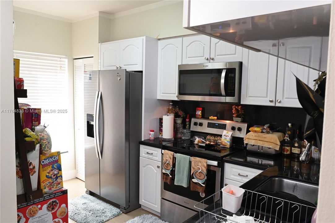 待售: $419,999 (2 贝兹, 2 浴室, 1110 平方英尺)