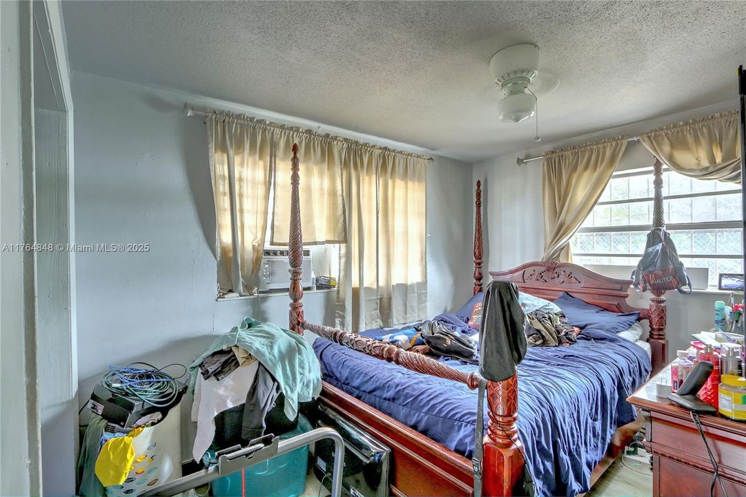 Recently Sold: $494,000 (0 beds, 0 baths, 1260 Square Feet)