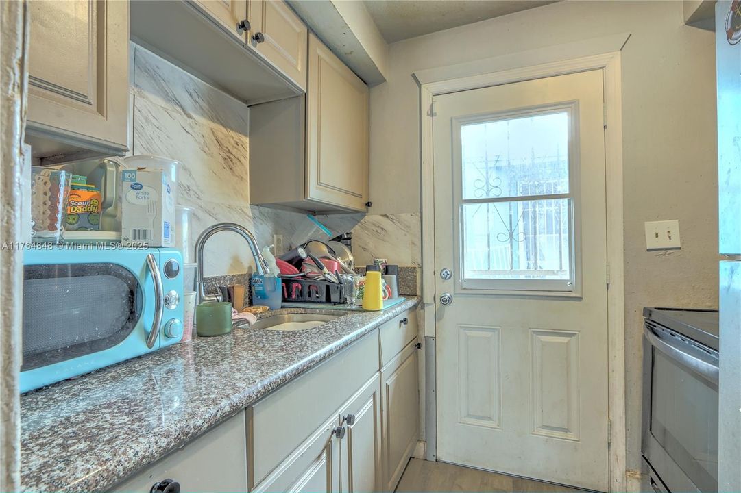 Recently Sold: $494,000 (0 beds, 0 baths, 1260 Square Feet)