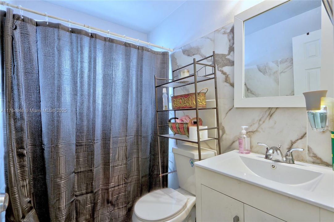 Recently Sold: $494,000 (0 beds, 0 baths, 1260 Square Feet)